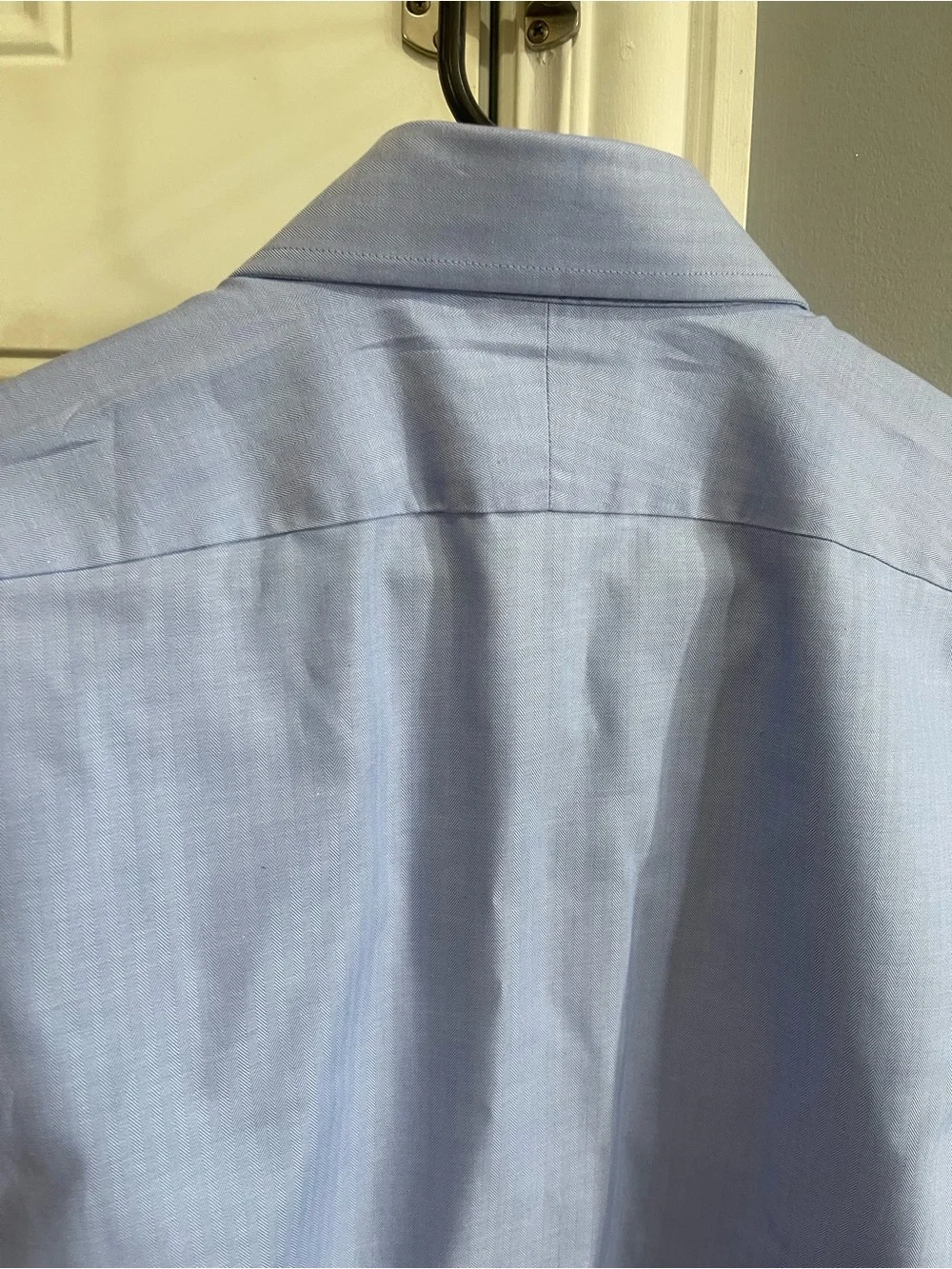 NWT Banana Republic Light Blue Men’s Slim Fit Dress Shirt - Spread Collar Sz S